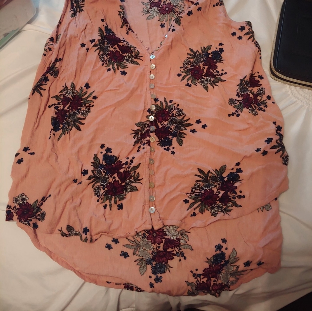 Cute tank tops!